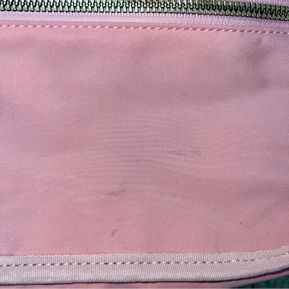 Pink Convertible Diaper Fanny Pack Crossbody w/ Changing Pad - Picture 2 of 8